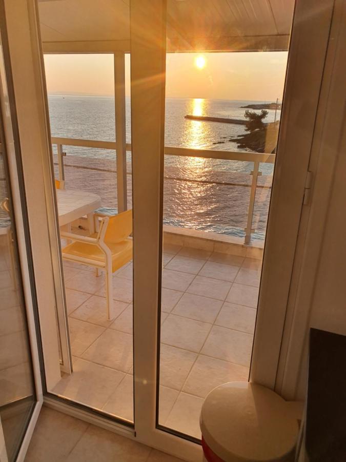 Sunset_Apartments Only 15 Meters From The Sea Неос-Мармарас Экстерьер фото