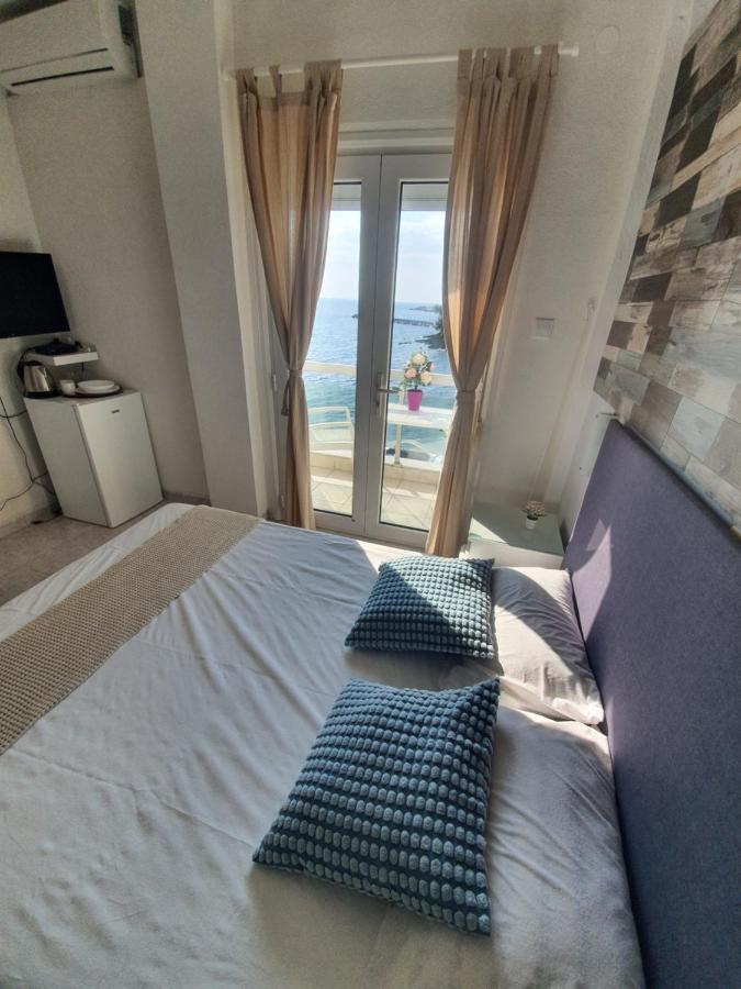 Sunset_Apartments Only 15 Meters From The Sea Неос-Мармарас Экстерьер фото