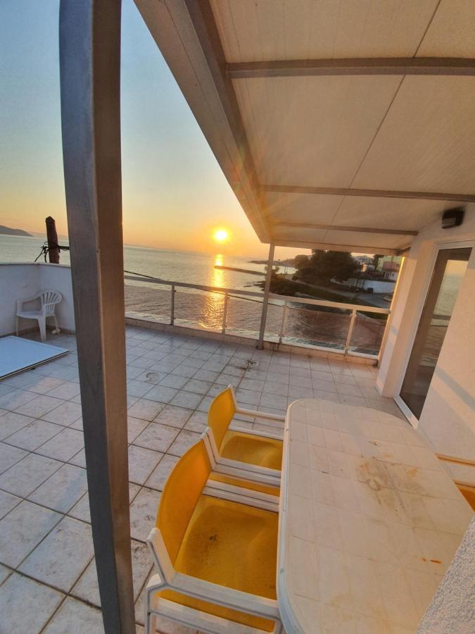 Sunset_Apartments Only 15 Meters From The Sea Неос-Мармарас Экстерьер фото